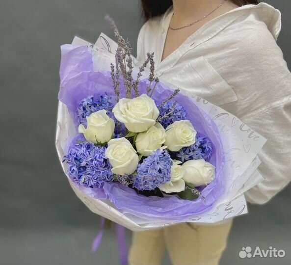 Букет из Роз и Гиацинтов