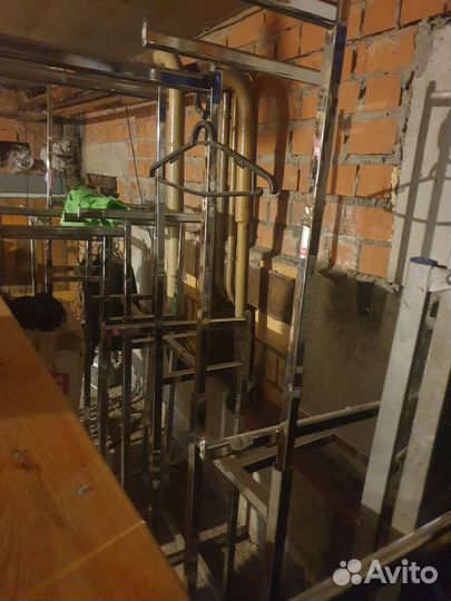 Стойки для одежды