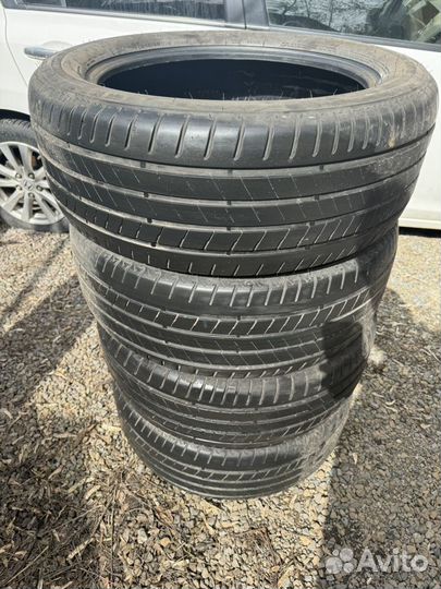 Bridgestone Alenza 001 245/50 R19