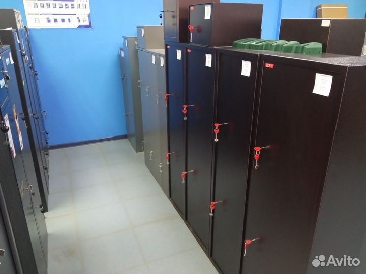 Сейф оружейный пятизарядка 1,3 м на 2 ружья