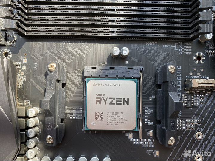 Матенинская плата am4 Gigabyte x570 Aorus Elite