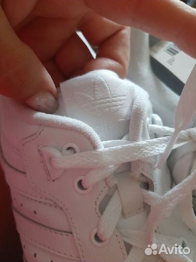 Кроссовки 40.5