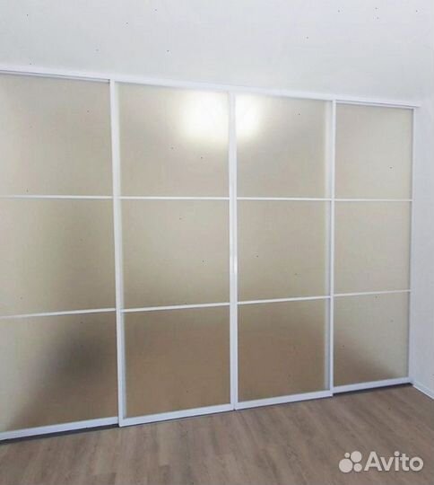 Двери купе в ниши, шкафы