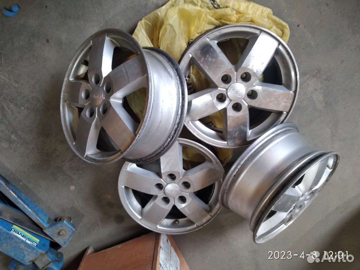 Литые диски r15