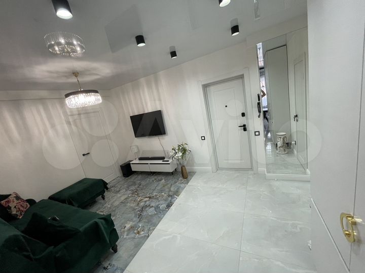 2-к. квартира, 62 м², 7/9 эт.