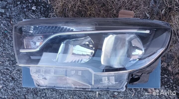 Фара левая на ваз vesta