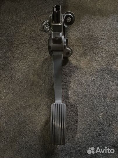 Пдаль газа Mitsubishi lancer ASX Outlander