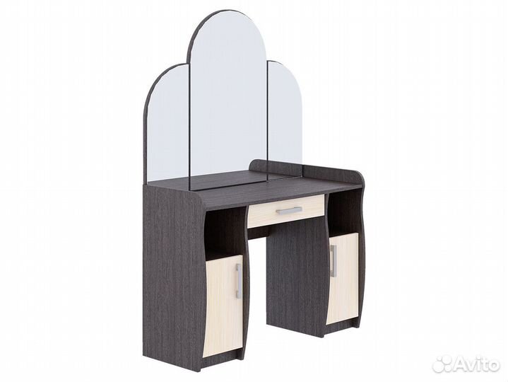 Туалетный столик