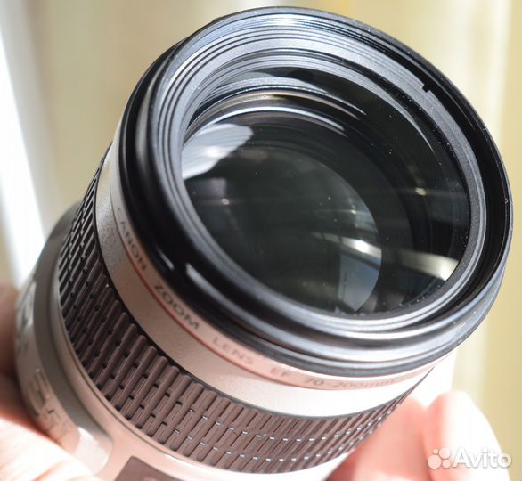 70-200mm Canon EF L IS USM