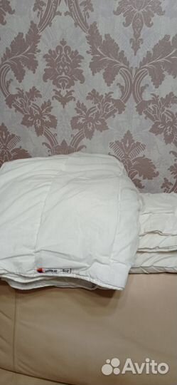 Покрывало, плед, одеяло, подушки