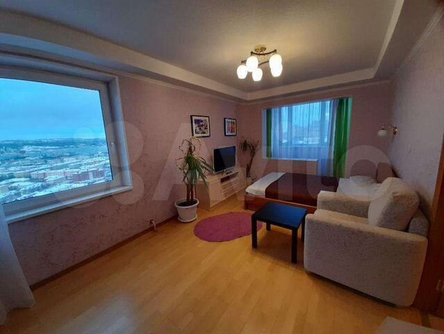 2-к. квартира, 45 м², 10/10 эт.