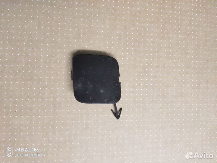 Nissan note e11. Заглушка переднего бампера