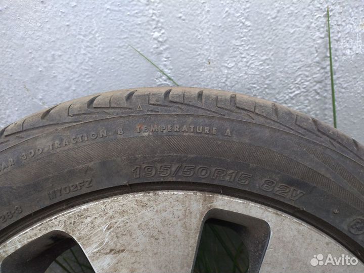 Bridgestone W990 195/50 R15