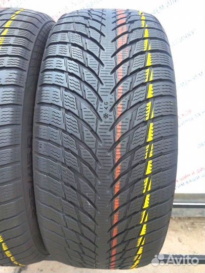 Nokian Tyres WR Snowproof P 225/45 R18 95V