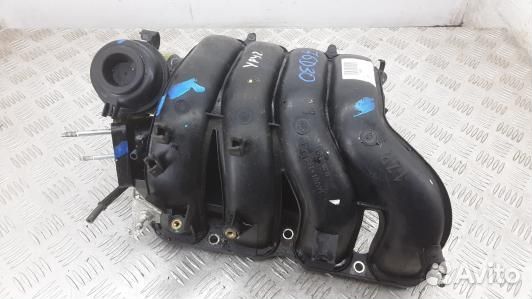 Впускной коллектор бензиновый toyota auris E150 (7