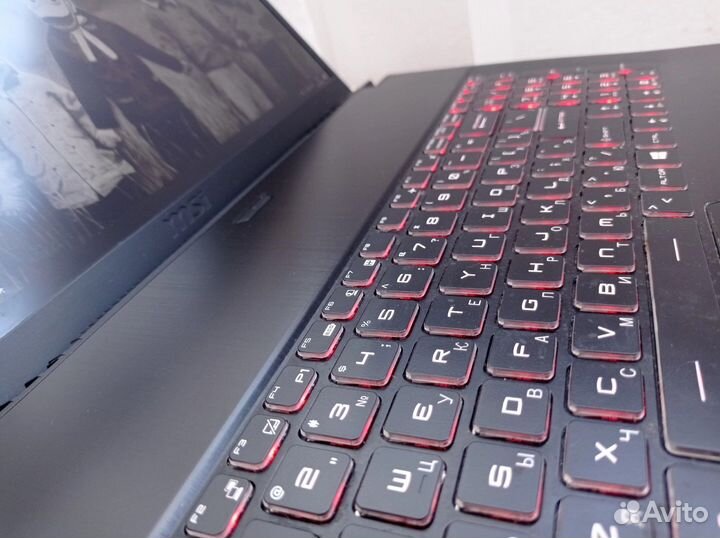 Игровой ноутбук MSI GF75 thin 10uek-045xru