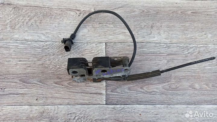 Замок капота VW touran