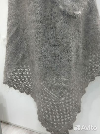 Пуховый платок шаль