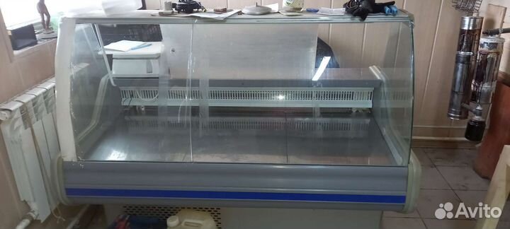 Холодильник витрина бу