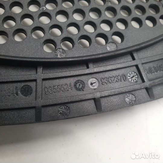 Сетка для динамика BMW 5 G30/G31 2016г. 9355524