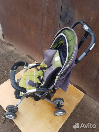 Продам прогулочную коляску Jetem