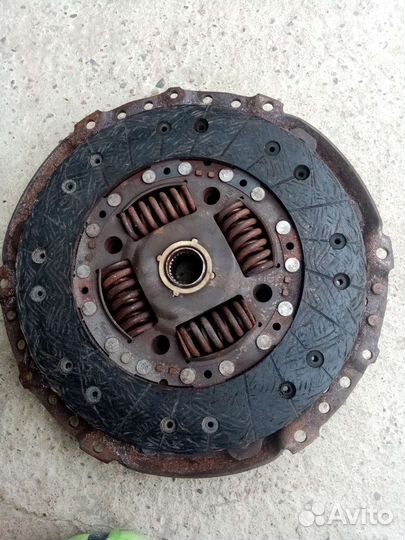 Продаю сцепление