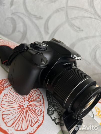 Зеркальный фотоаппарат canon 1100d