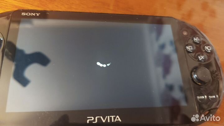 Sony PS Vita PCH-2000 slim