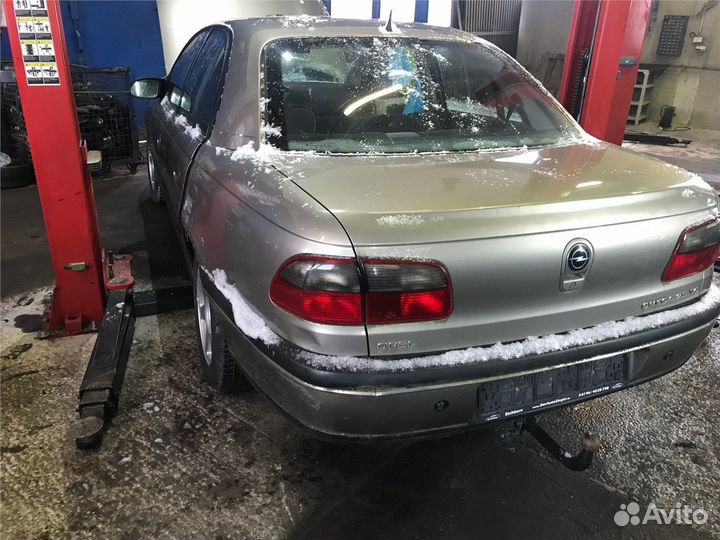 Разбор на запчасти Opel Omega B