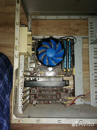 Материнская плата в сборе