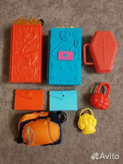 Аксессуары монстер хай