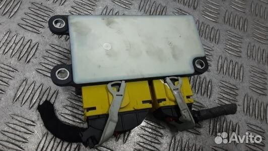 Блок управления airbag opel meriva B (UBN05OQ01)