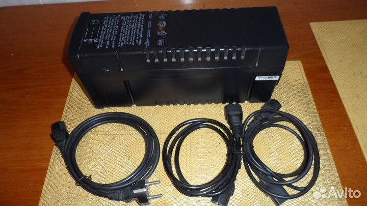 Ибп Powercom BNT-600A