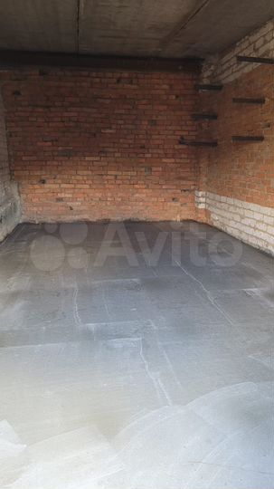 Гараж, 18 м²