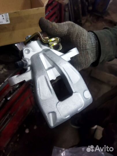 Тормозные суппорта Citroen C4