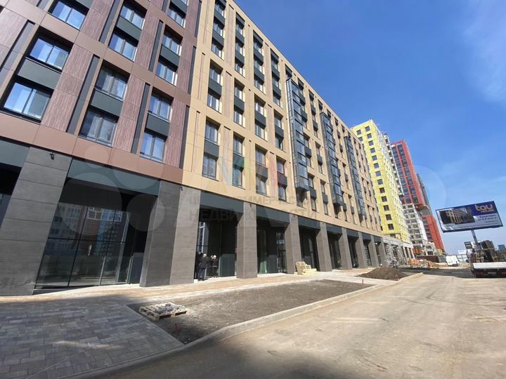 Торговое помещение 40м2 рядом с трк Планета