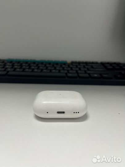 Кейс Apple AirPods Pro 2, белый