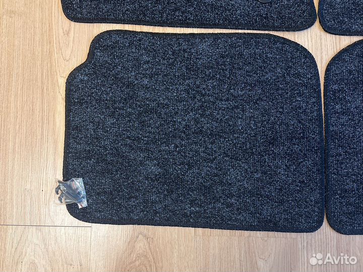 Ковры ToyotaAvensis ll в салон