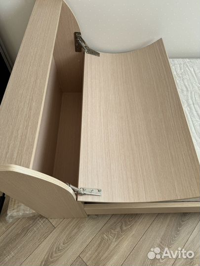 Кровать с матрасом бу