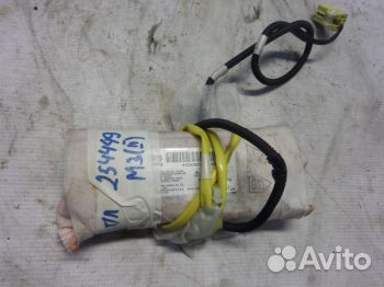 Подушка безопасности в сиденье переднее