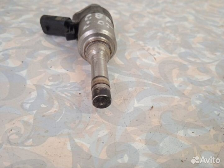 Форсунка Volkswagen Tiguan 5N1 2.0 2010