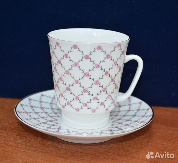 Фарфоровая кофейная пара - цветочная сетка. лфз