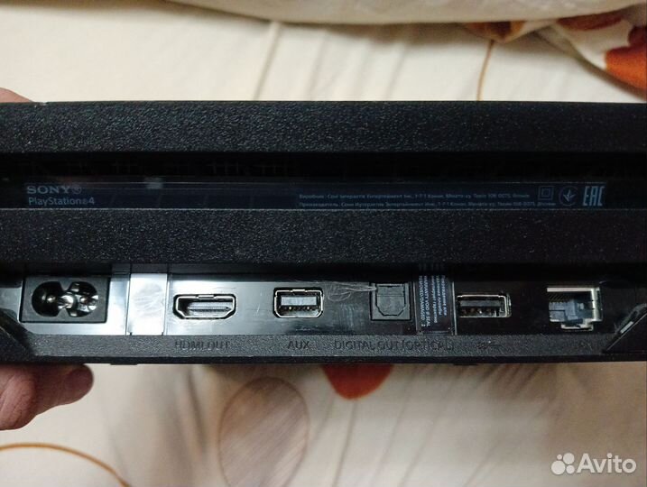 Sony PS4 pro 1tb