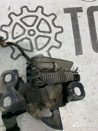 Замок капота Honda Accord 7/ CL9 K24A3 2007