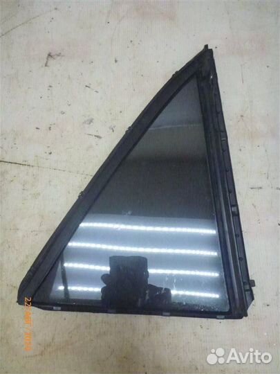 Стекло двери заднее правое Toyota Camry GSV40