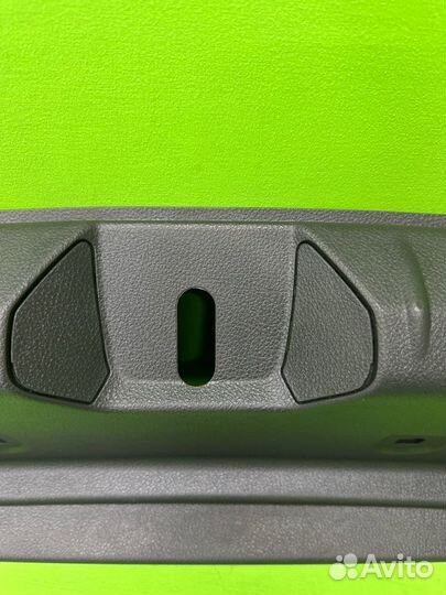 Накладка замка багажника Bmw 118I F20 N13B16 2015