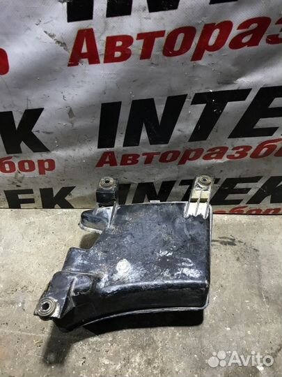 Резонатор воздушного фильтра Chevrolet Epica