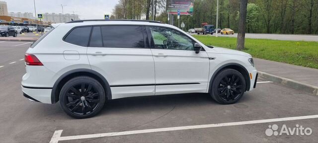 Volkswagen Tiguan 2.0 AT, 2020, 74 000 км