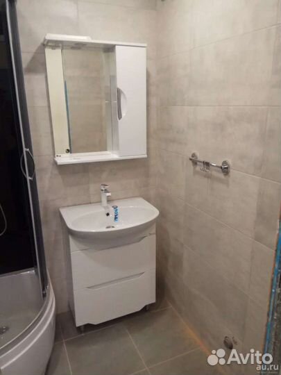 Установка акриловых ванн и душевых кабин