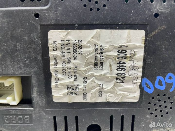 Б/У Панель приборов мили правый руль Merced#001